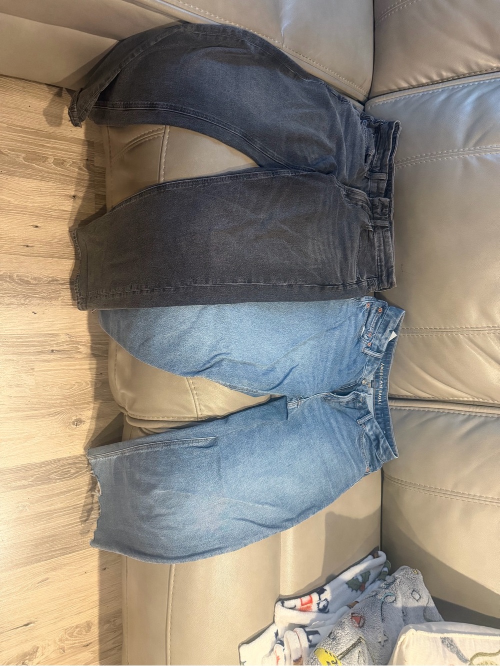 American Eagle Outfitters Women’s Boyfriend Jeans - Black & Light Blue Denim